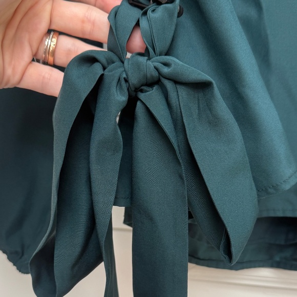 Marie Oliver Rare Silk Hunter Green Cross-front peplum blouse size XS - Picture 6 of 11